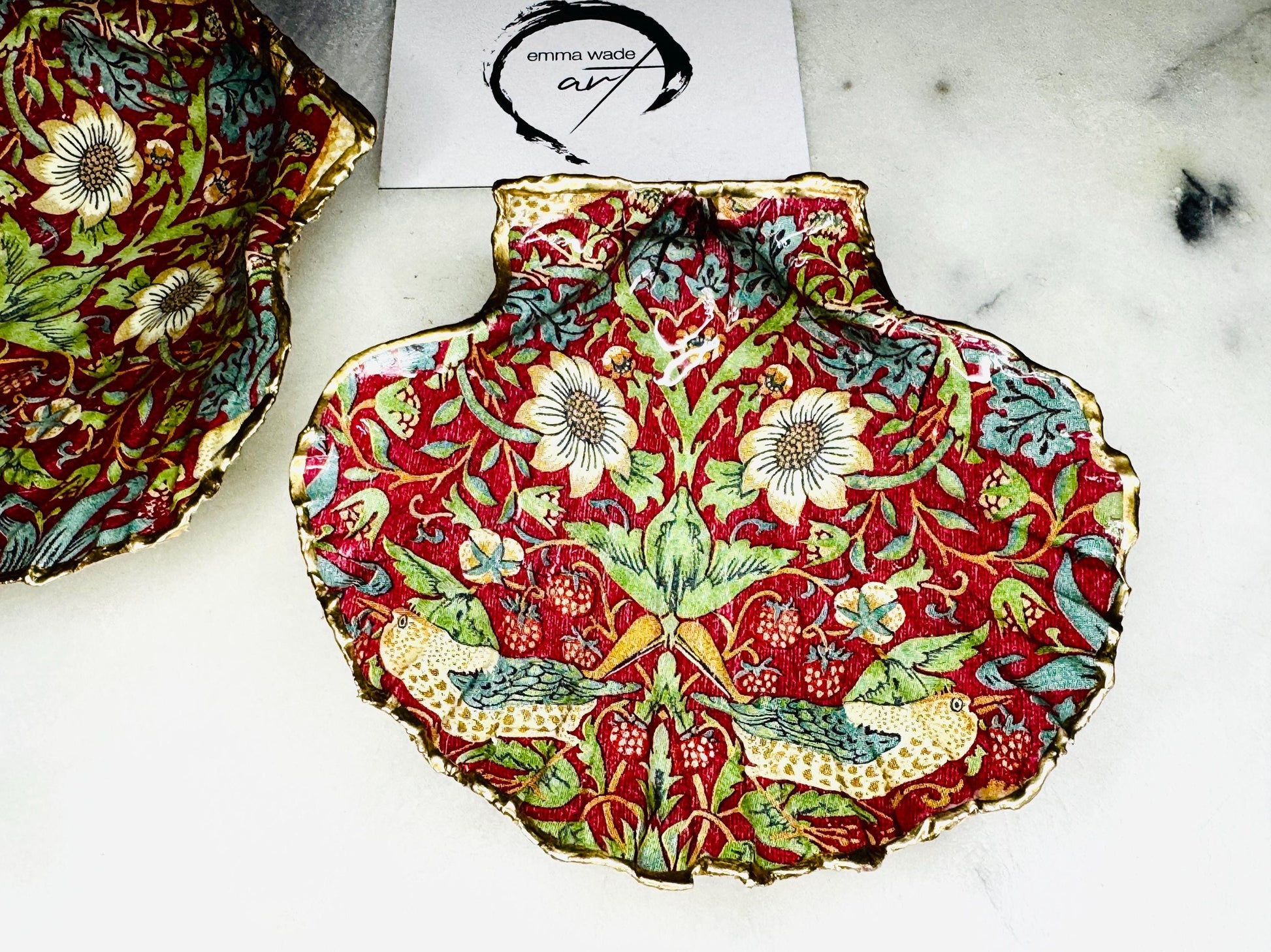Gifts for her, Gift for him, coastal gift ideas, decoupaged scallop shell, Ring holder, Shell Jewellery box, Trinket and jewellery dish, Anniversary gift, Wedding gift, anniversary gift, Coastal decor, William Morris gift, William Morris ornament, Scallop Ring Tray, Strawberry thief Red Black, Coastal Gift, Christmas Gift, Ring Bearers Dish, Proposal Ring Tray, Gift for Mum, William Morris decor, Bird Dish, Handmade William Morris Gift, Emma Wade ART, Gold Gilded Dish, UK scallop dish