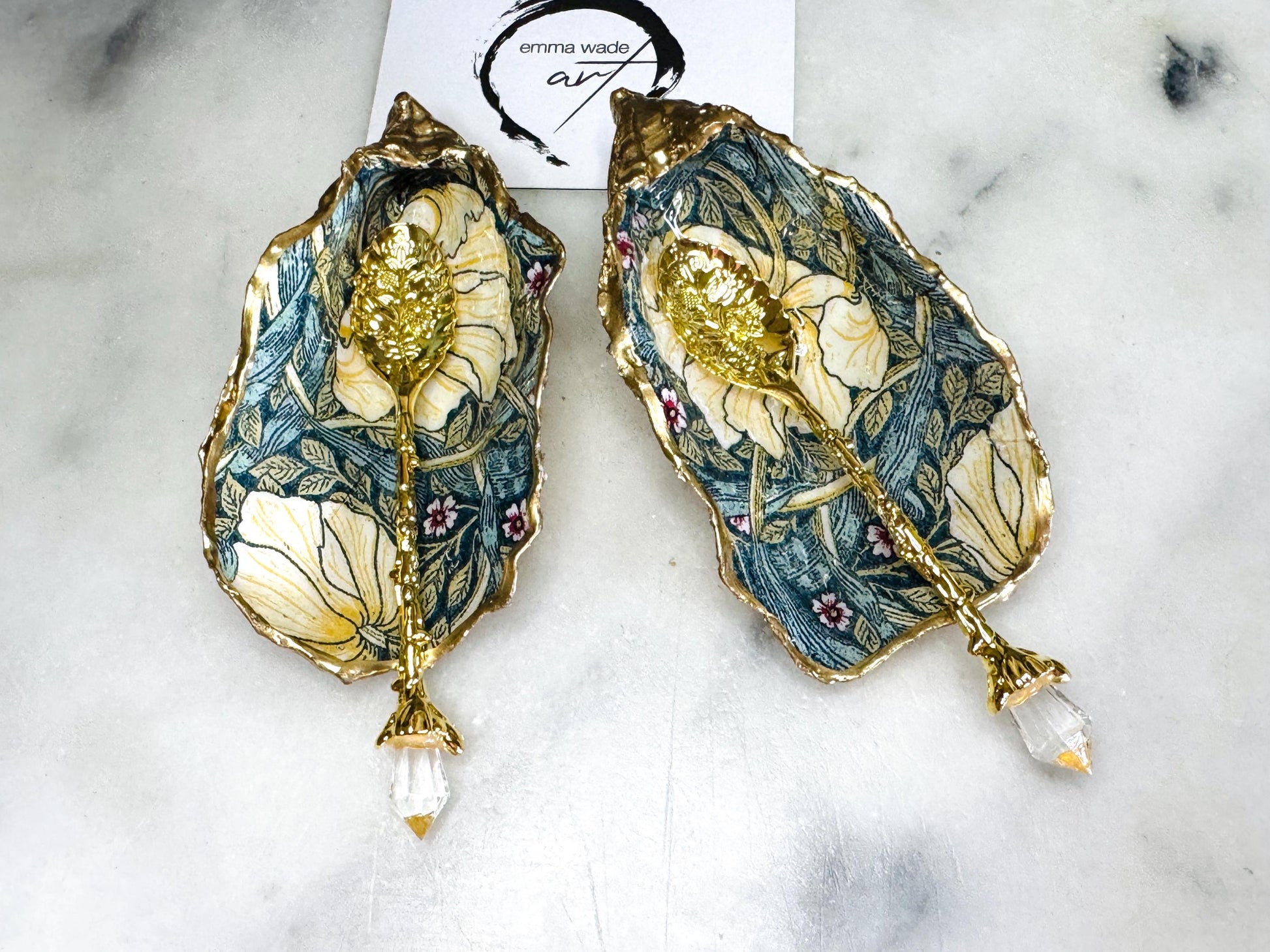 gift for her, salt cellar pinch pots, William Morris Pimpernel salt and pepper pots, William Morris spice pots, Pimpernel,  coastal gifts, home decor, wedding favours, Christmas gift, Golden anniversary gift, decorative accessories, EmmaWadeART, coastal decor, spring gift, gold leaf oyster, oyster dishes, pearl oyster gift, kitchen decor, oyster pinch pots, gift for mum, handmade shell dishes, oyster serving dishes, gold leaf oyster, oyster art, gift for him, chefs gift, foodie gift, table decor
