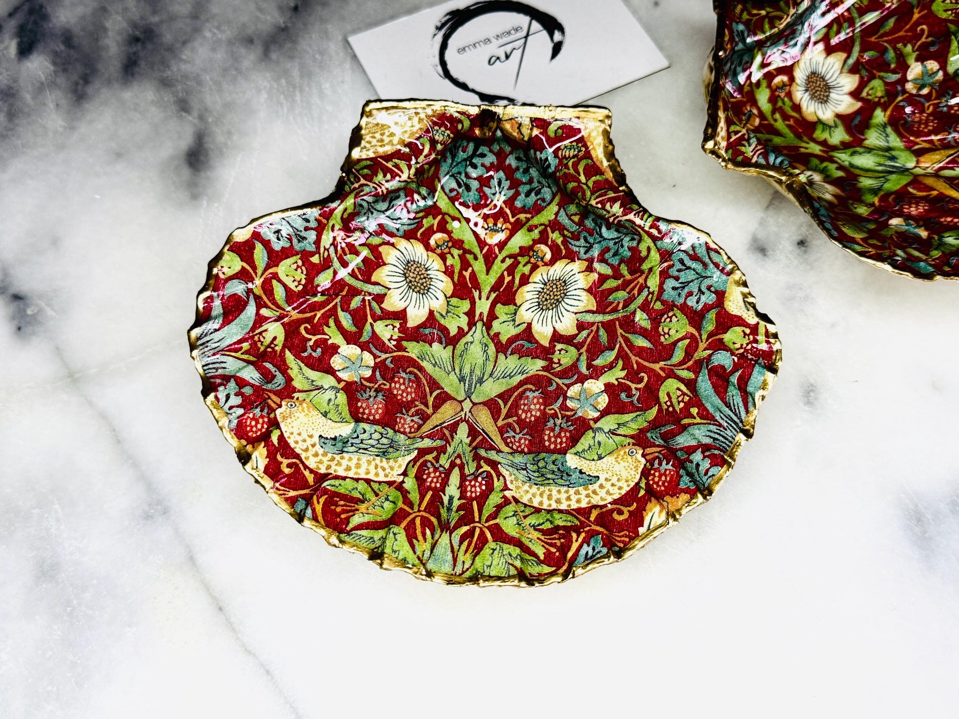 Gifts for her, Gift for him, coastal gift ideas, decoupaged scallop shell, Ring holder, Shell Jewellery box, Trinket and jewellery dish, Anniversary gift, Wedding gift, anniversary gift, Coastal decor, William Morris gift, William Morris ornament, Scallop Ring Tray, Strawberry thief Red Black, Coastal Gift, Christmas Gift, Ring Bearers Dish, Proposal Ring Tray, Gift for Mum, William Morris decor, Bird Dish, Handmade William Morris Gift, Emma Wade ART, Gold Gilded Dish, UK scallop dish