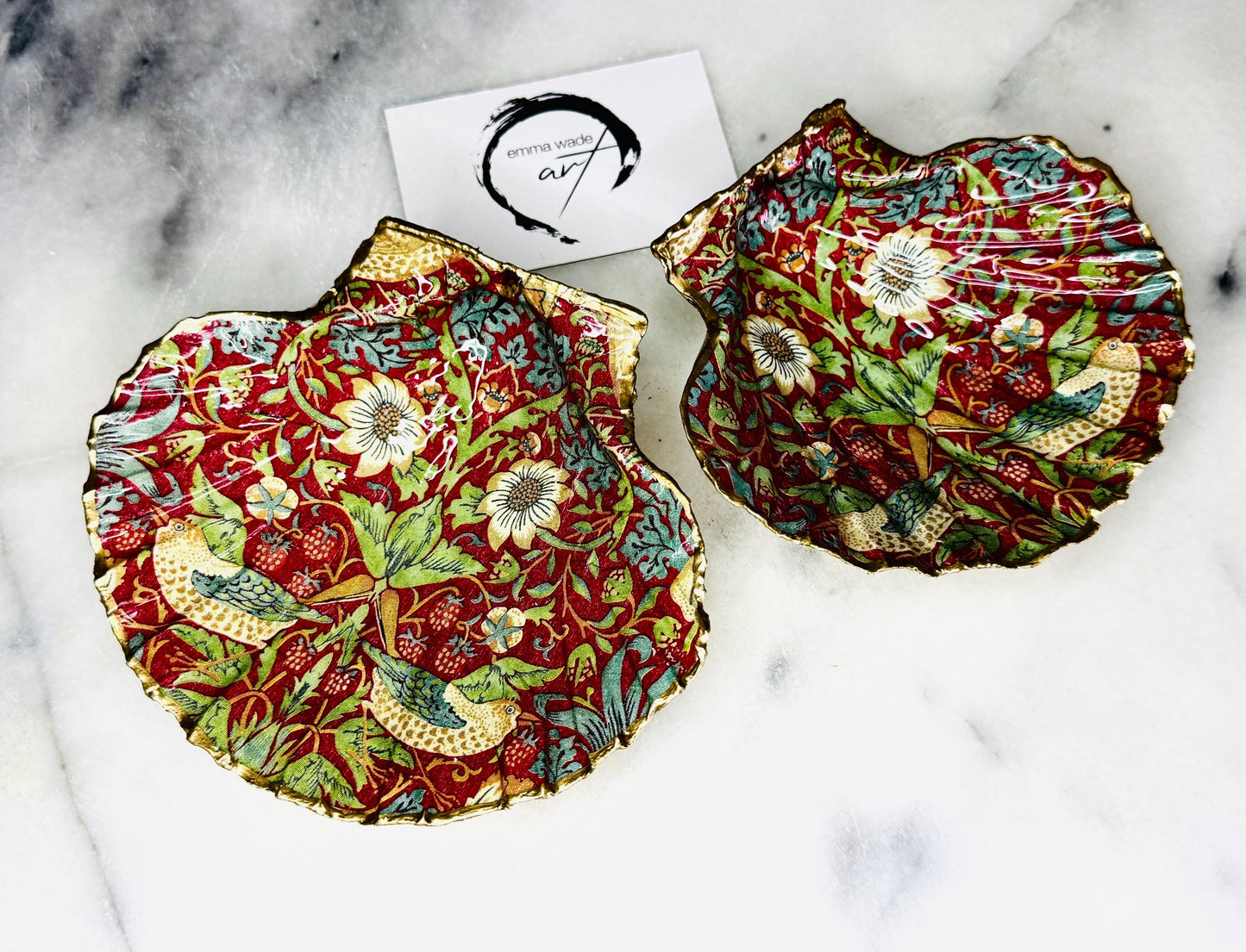 Gifts for her, Gift for him, coastal gift ideas, decoupaged scallop shell, Ring holder, Shell Jewellery box, Trinket and jewellery dish, Anniversary gift, Wedding gift, anniversary gift, Coastal decor, William Morris gift, William Morris ornament, Scallop Ring Tray, Strawberry thief Red Black, Coastal Gift, Christmas Gift, Ring Bearers Dish, Proposal Ring Tray, Gift for Mum, William Morris decor, Bird Dish, Handmade William Morris Gift, Emma Wade ART, Gold Gilded Dish, UK scallop dish