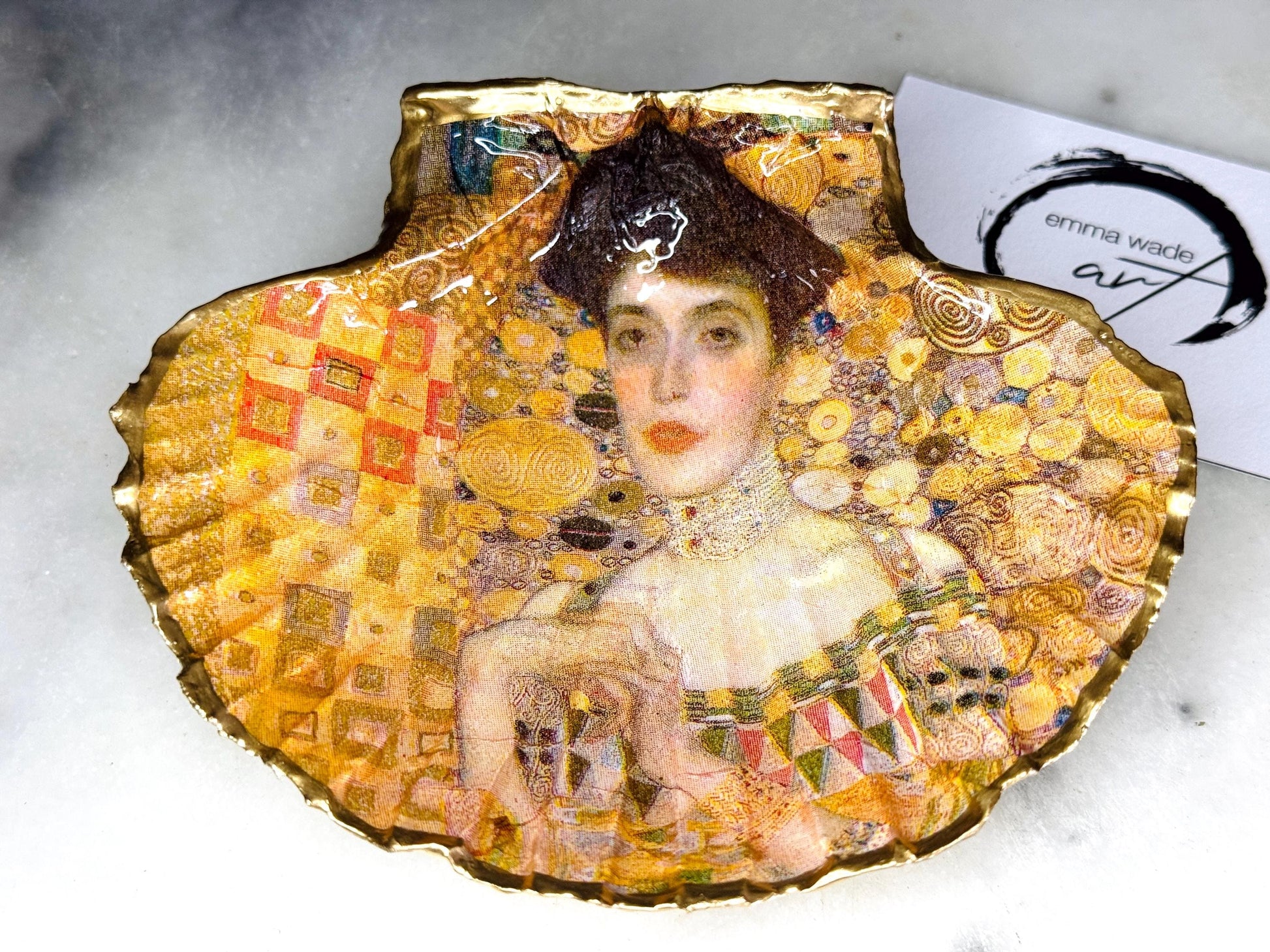 gifts for her, decorated dish, jewelry trinket dish, trinket dish, serving dish, handmade dish, coastal gift, Gustav Klimt gift, coastal gifts, coastal art, home decor, shell decorations, shell decor, gift for mum, gift for him, Gustav klimpt, the kiss, EmmaWadeArt, scallop trinket tray, scallop ring dish, shell ring dish, shell art, coastal decor, coastal shell ornament, shell art, gift for her, gift for him, ring bearer dish, coastal wedding gift, anniversary gift, gold gilded dish, resin dish
