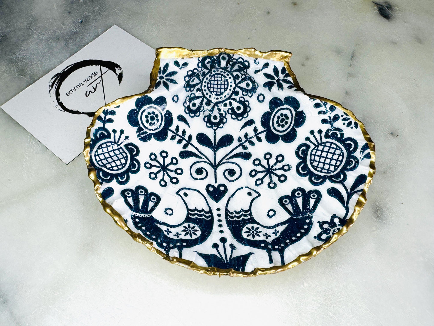 blue floral Marimekko scandavian scallop trinket Shell dishes, scallop blue flowers bird  shell jewellery dish,  birds gold trinket tray, shell scallop dish, trinket tray shell, scallop shell jewellery bowl, golden trinket dish, scallop shell blue abstract dish, blue bird shell dish, decoupaged earring dish, scallop dish with flowers, shell art trinket, decoupage shell dish, shell key bowl, nature lover gift, coastal shell gift, blue host gift, blue Floral shell ornament, shell ring dish