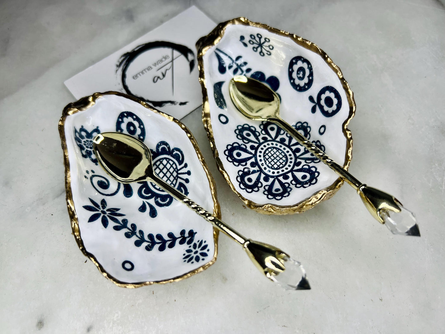Blue Scandinavian Salt Dish, Marimekko design, Seashell salt dish, shell salt pot, oyster salt tray, salt and pepper shell, salt and pepper shell box, oyster shell salt and pepper, sea shell salt, oyster shell salt, seashell salt holder, oyster shell sugar dish, oyster salt, cow salt pot, oyster salt dish, oyster pinch bowl, salt crystal bowl, shell salt dish, oyster salt cellar, oyster salt and pepper holders, salt and pepper dish set, Host Gift, Dining Decor, Blue white Contemporary pinch pots