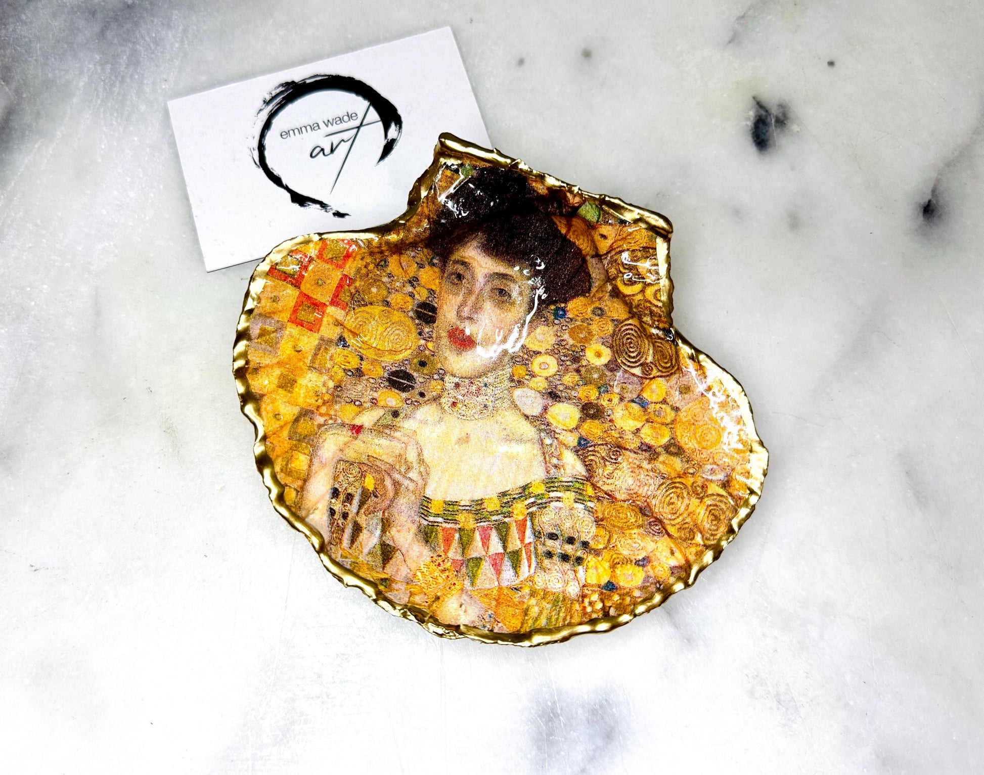 Gustav Klimt Gift, Gustav Klimt Lady in Gold, Trinket dishes gold finish, gold leaf trinket tray, shell scallop dish, personalised Scallop shell trinket, decorative scallop shells, Gustav Klimt key bowl, green and gold dishes, Gustav Klimt ring dish, golden trinket dish, bride oyster dish, shell jewellery bowl, decoupaged earrings dish, shell art trinket, art dish, Gold shell trinket, painted shell with gold, shell jewellery dish, Emma Wade art, Proposal Ring Tray, Painted Key Bowl, Bride Gift
