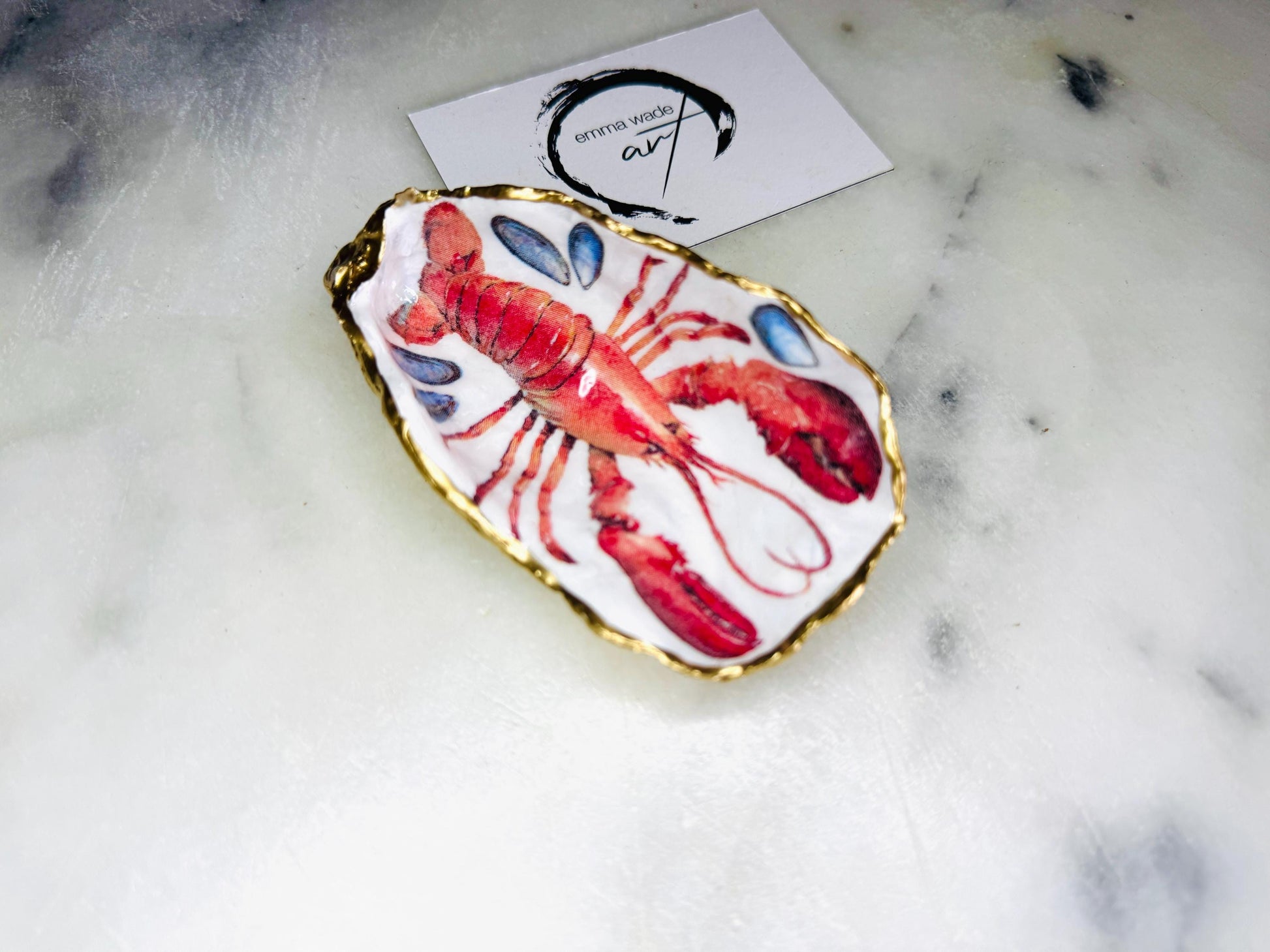 Red Crab and Lobster Gold Gilded Oyster salt Dishes, Seashell salt dish, Salt gift, oyster salt tray, salt and pepper shell, salt and pepper shell box, sea shell salt, seashell salt holder, oyster shell sugar dish, Lobster shell gift, Crab shell gift,  oyster salt, cow salt pot, oyster salt dish, oyster pinch bowl, salt crystal bowl, shell salt dish, oyster salt cellar, oyster salt and pepper holders, salt and pepper dish set, Red white Contemporary pinch pots, Sealife Gift, Coastal Host Gift,
