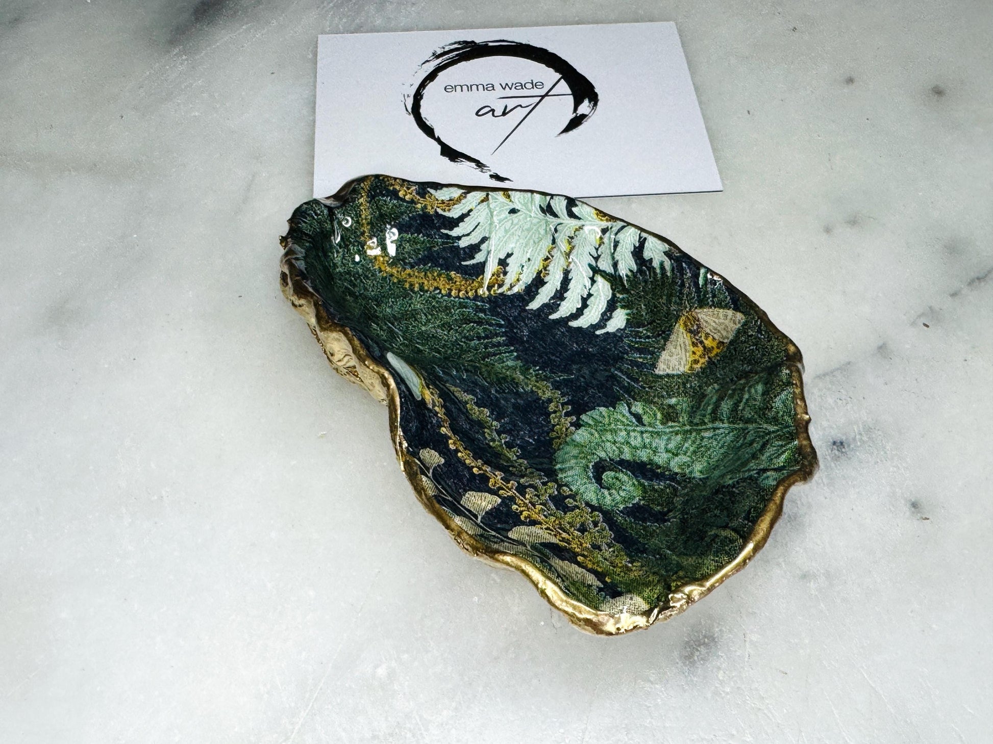 Forest Fern Shell Gift, Trinket oyster Shell dish gold finish, gold leaf trinket tray, shell scallop dish, Ferns Nature lover shell bowl, decorative oyster shells, Fern Green Design key bowl, green and gold shell dish, Bee ring dish, golden trinket dish, bride shell dish, shell jewellery bowl, decoupaged earrings dish, shell art trinket, Fern shell gift, Gold shell trinket holder, painted shell with gold, shell jewellery dish, Emma Wade art, Proposal Ring Tray, Green Painted Key Bowl