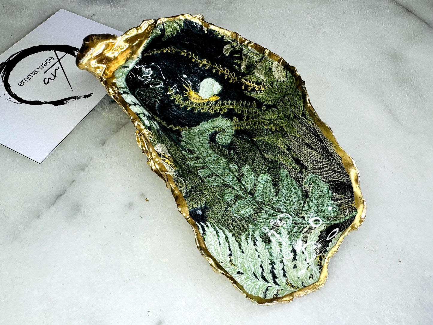 Forest Fern Shell Gift, Trinket oyster Shell dish gold finish, gold leaf trinket tray, shell scallop dish, Ferns Nature lover shell bowl, decorative oyster shells, Fern Green Design key bowl, green and gold shell dish, Bee ring dish, golden trinket dish, bride shell dish, shell jewellery bowl, decoupaged earrings dish, shell art trinket, Fern shell gift, Gold shell trinket holder, painted shell with gold, shell jewellery dish, Emma Wade art, Proposal Ring Tray, Green Painted Key Bowl