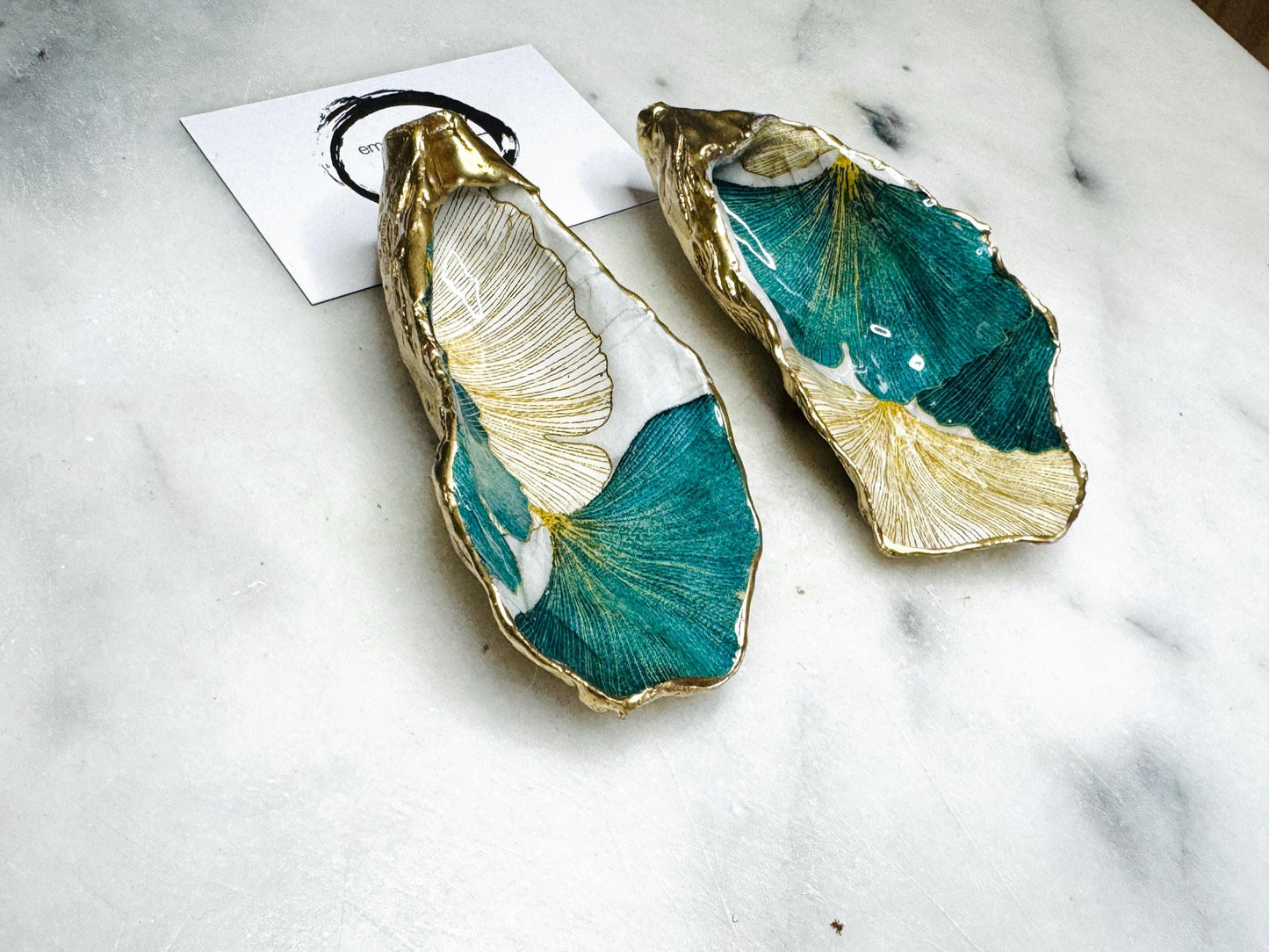 A Pair of Green Japanese Ginkgo Oyster Shell Salt & Pepper Pinch Pots | Floral Coastal Shell Dishes | Gold Leaf Wedding Gift