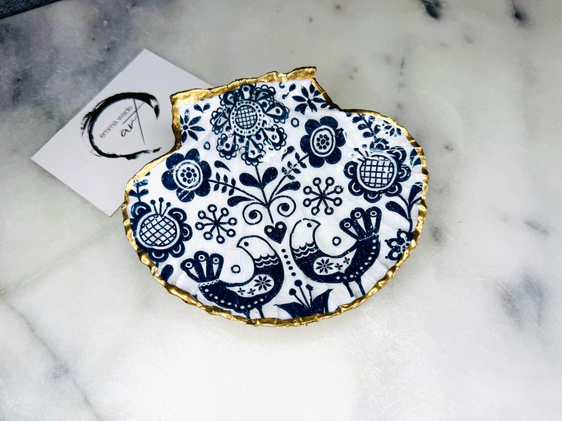 blue floral Marimekko scandavian scallop trinket Shell dishes, scallop blue flowers bird  shell jewellery dish,  birds gold trinket tray, shell scallop dish, trinket tray shell, scallop shell jewellery bowl, golden trinket dish, scallop shell blue abstract dish, blue bird shell dish, decoupaged earring dish, scallop dish with flowers, shell art trinket, decoupage shell dish, shell key bowl, nature lover gift, coastal shell gift, blue host gift, blue Floral shell ornament, shell ring dish