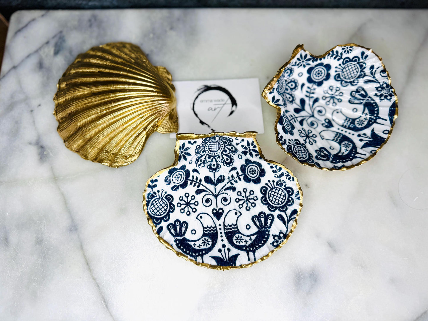 blue floral Marimekko scandavian scallop trinket Shell dishes, scallop blue flowers bird  shell jewellery dish,  birds gold trinket tray, shell scallop dish, trinket tray shell, scallop shell jewellery bowl, golden trinket dish, scallop shell blue abstract dish, blue bird shell dish, decoupaged earring dish, scallop dish with flowers, shell art trinket, decoupage shell dish, shell key bowl, nature lover gift, coastal shell gift, blue host gift, blue Floral shell ornament, shell ring dish