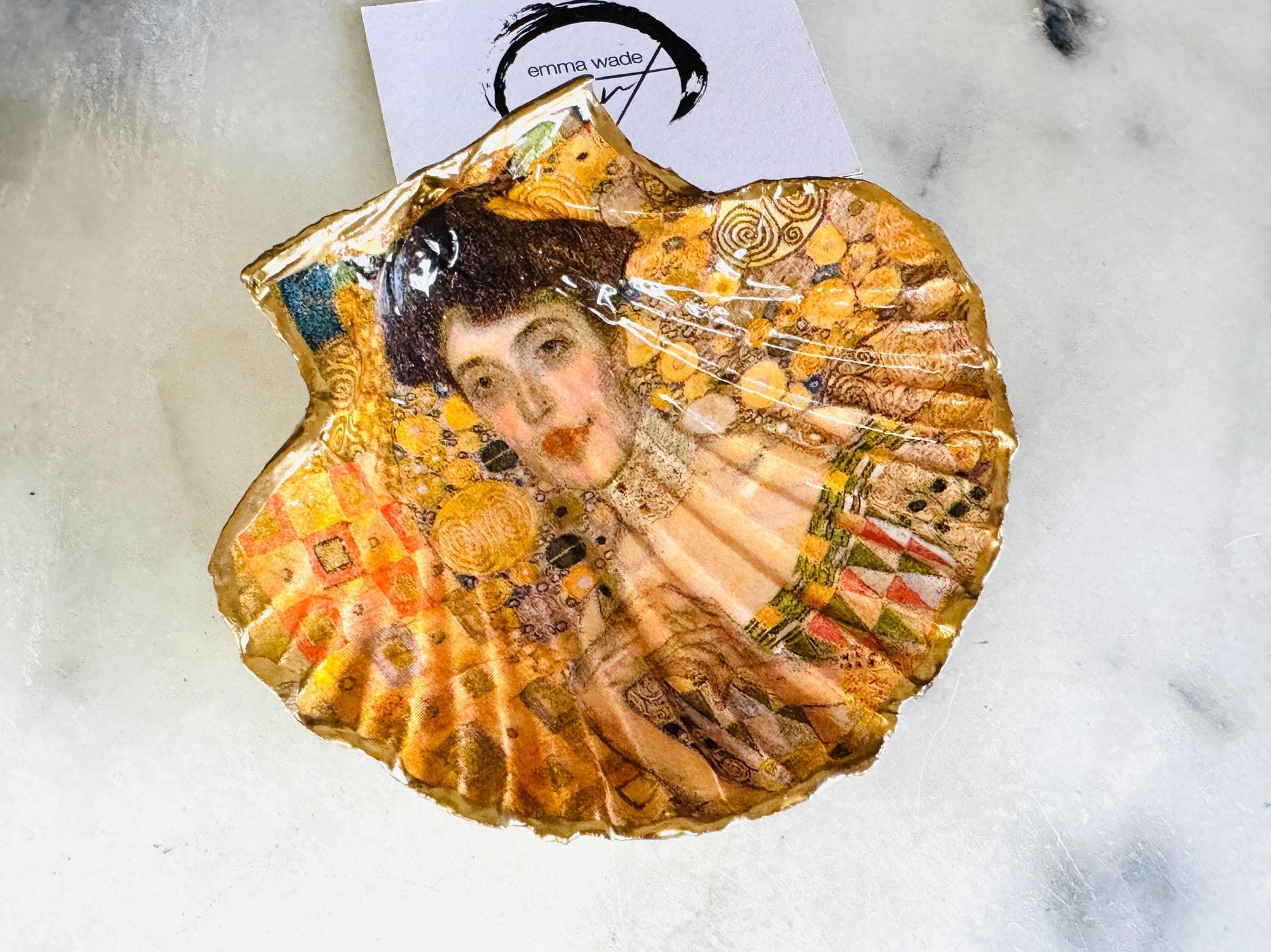 Gustav Klimt Gift, Gustav Klimt Lady in Gold, Trinket dishes gold finish, gold leaf trinket tray, shell scallop dish, personalised Scallop shell trinket, decorative scallop shells, Gustav Klimt key bowl, green and gold dishes, Gustav Klimt ring dish, golden trinket dish, bride oyster dish, shell jewellery bowl, decoupaged earrings dish, shell art trinket, art dish, Gold shell trinket, painted shell with gold, shell jewellery dish, Emma Wade art, Proposal Ring Tray, Painted Key Bowl, Bride Gift