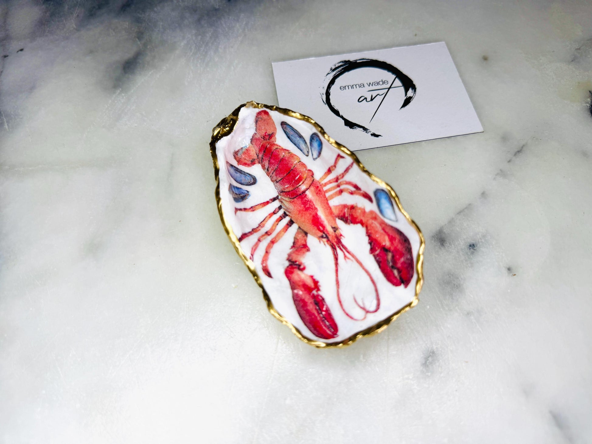 Red Crab and Lobster Gold Gilded Oyster salt Dishes, Seashell salt dish, Salt gift, oyster salt tray, salt and pepper shell, salt and pepper shell box, sea shell salt, seashell salt holder, oyster shell sugar dish, Lobster shell gift, Crab shell gift,  oyster salt, cow salt pot, oyster salt dish, oyster pinch bowl, salt crystal bowl, shell salt dish, oyster salt cellar, oyster salt and pepper holders, salt and pepper dish set, Red white Contemporary pinch pots, Sealife Gift, Coastal Host Gift,