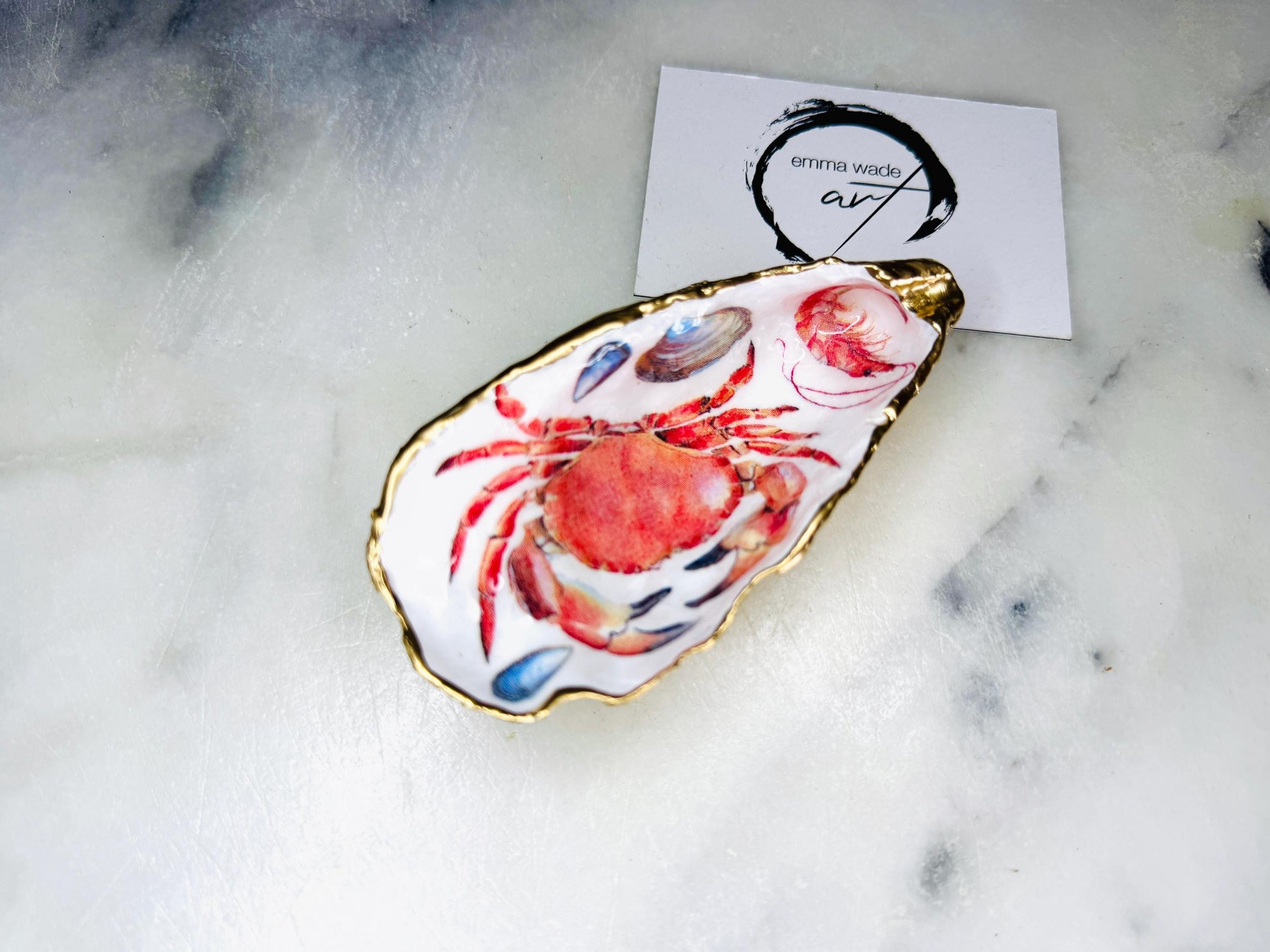 Red Crab and Lobster Gold Gilded Oyster salt Dishes, Seashell salt dish, Salt gift, oyster salt tray, salt and pepper shell, salt and pepper shell box, sea shell salt, seashell salt holder, oyster shell sugar dish, Lobster shell gift, Crab shell gift,  oyster salt, cow salt pot, oyster salt dish, oyster pinch bowl, salt crystal bowl, shell salt dish, oyster salt cellar, oyster salt and pepper holders, salt and pepper dish set, Red white Contemporary pinch pots, Sealife Gift, Coastal Host Gift,