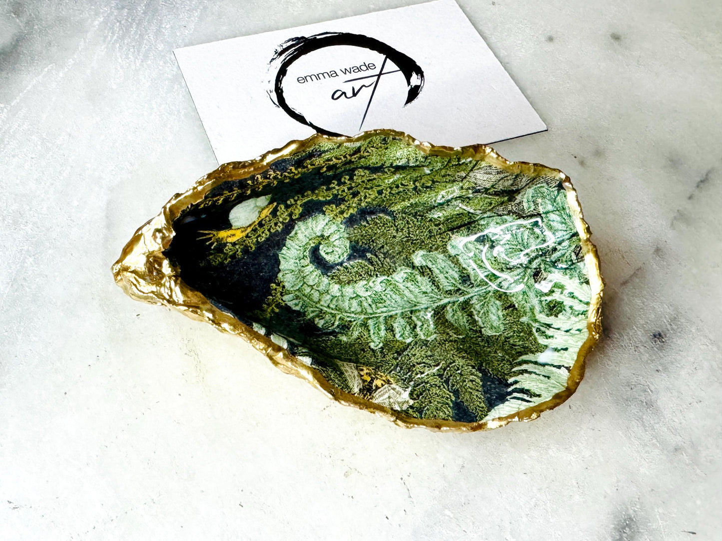 Forest Fern Shell Gift, Trinket oyster Shell dish gold finish, gold leaf trinket tray, shell scallop dish, Ferns Nature lover shell bowl, decorative oyster shells, Fern Green Design key bowl, green and gold shell dish, Bee ring dish, golden trinket dish, bride shell dish, shell jewellery bowl, decoupaged earrings dish, shell art trinket, Fern shell gift, Gold shell trinket holder, painted shell with gold, shell jewellery dish, Emma Wade art, Proposal Ring Tray, Green Painted Key Bowl