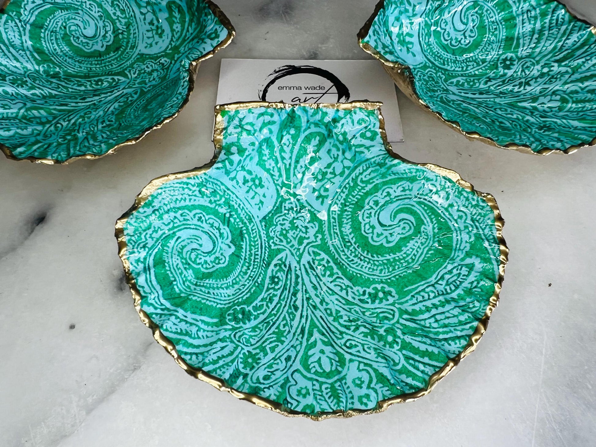 Green Paisley shell dish, aqua and White Fish Trinket dishes gold finish, gold leaf trinket tray, shell scallop dish, fish design shell trinket tray, decorative scallop shells, paisley key bowl, green and gold leaf dishes, fish ring dish, golden trinket dish, bride oyster dish, shell jewellery bowl, decoupaged earrings dish, shell art trinket, art dish, Gold shell trinket, painted shell with gold, shell jewellery dish, coastal ring holder, Proposal Ring Tray, Painted Key Bowl, coastal host gift