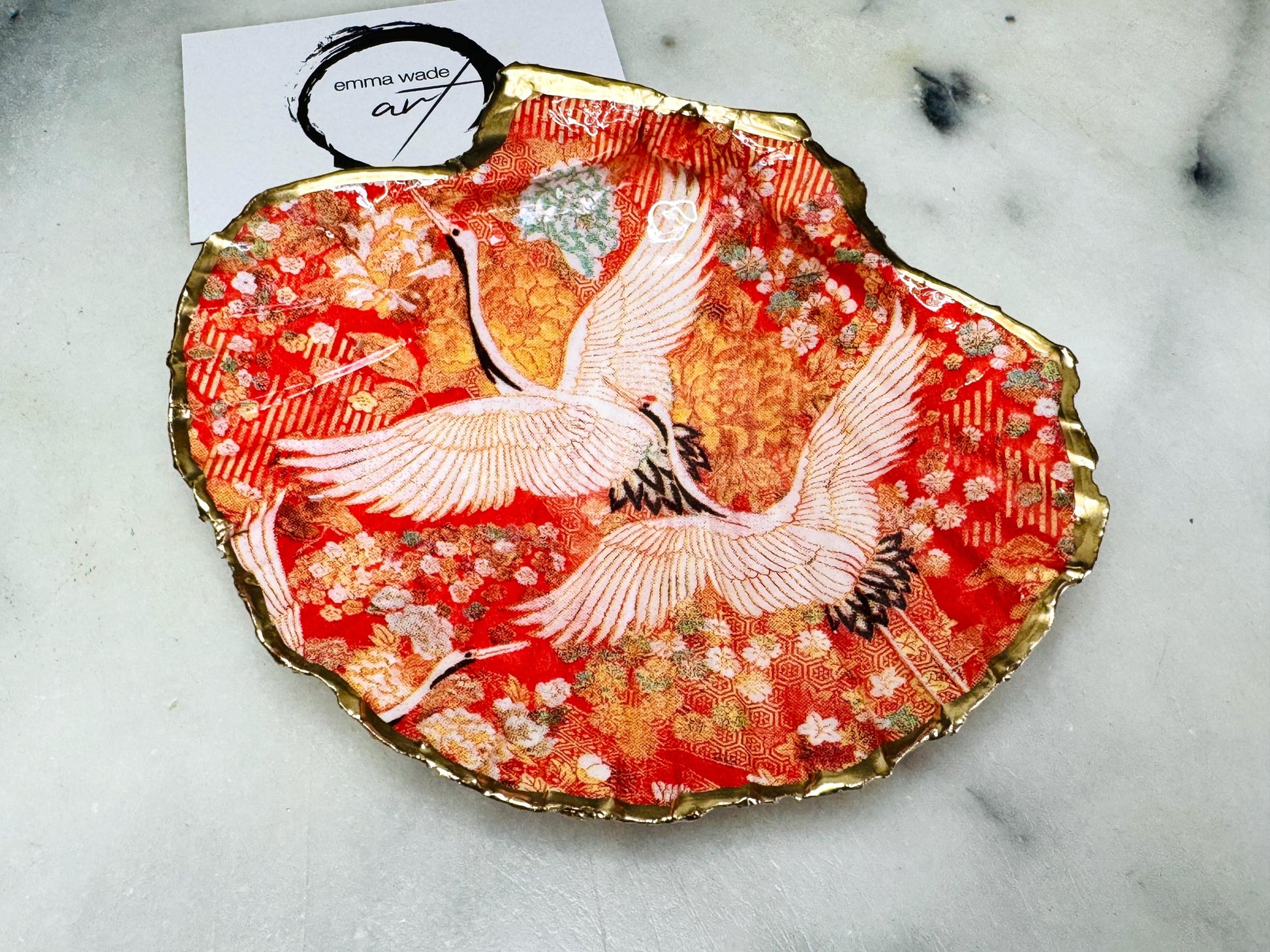 Orange Flamingo shell dish, Japanese kimono Trinket dishes gold finish, gold leaf trinket tray, shell scallop dish, bird design shell trinket tray, decorative scallop shells, orange shell key bowl, gold leaf ring dish, Bird ring dish, golden trinket dish, bride oyster dish, shell jewellery bowl, decoupaged earrings dish, shell art trinket, art dish, Gold shell trinket, painted shell with gold, shell jewellery dish, coastal ring holder, Proposal Ring Tray, Painted Key Bowl, coastal host gift