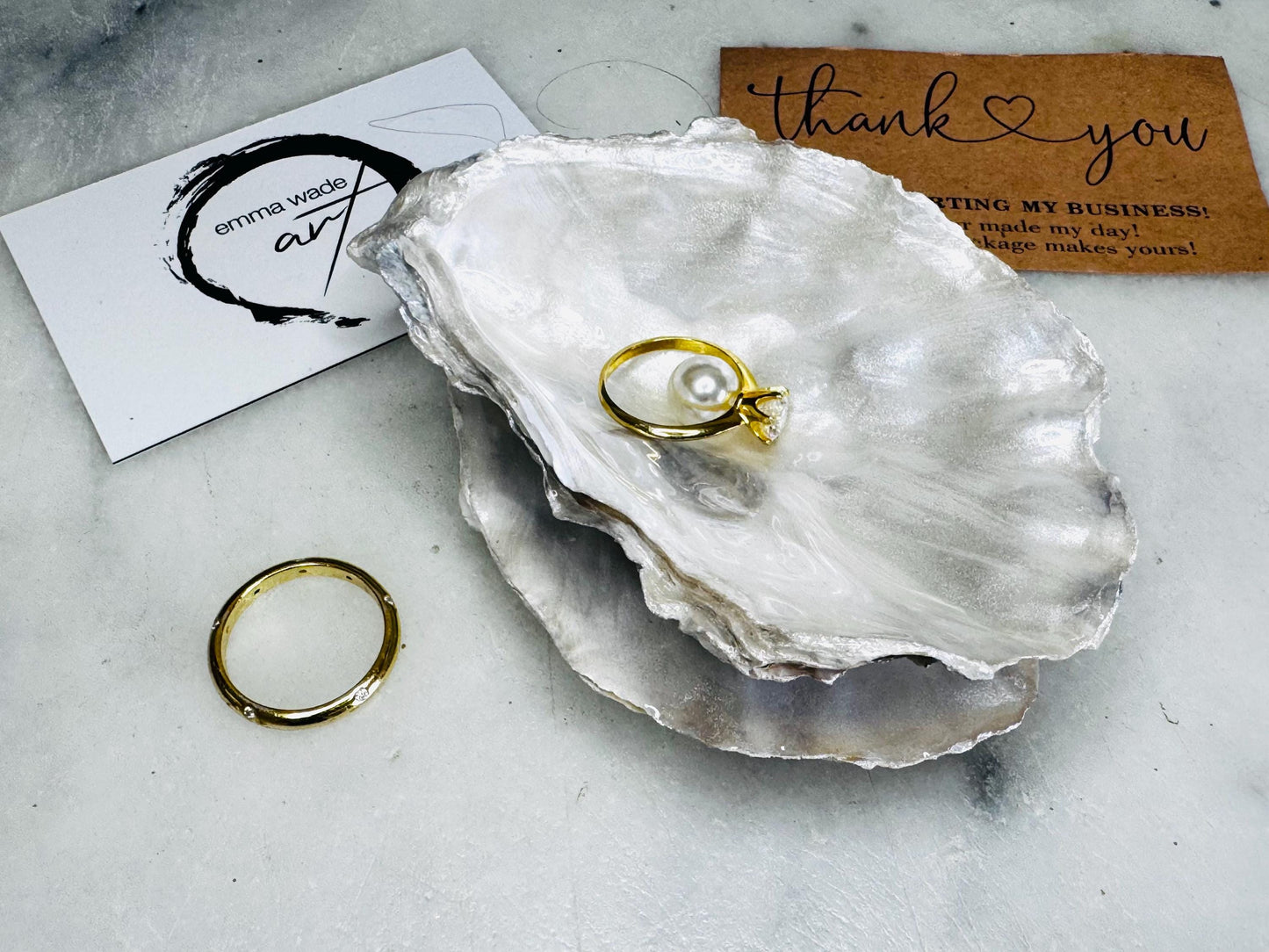 Shell Decor, ocean decor, proposal ring box, ring box, pearl box, gift for her, keepsake box, wedding gift, ring bearer box, Engagement ring box, oyster jewellery box, oyster ring box, pearl anniversary gift, Shell Jewellerybox, EmmaWadeART, oyster ring bear box, oyster ring tray, shell jewelry box, pearl ring box, real pearl ring box, wedding ring tray, wedding ring box, engagement ring box, oyster proposal ring box, ocean wedding, gold gilded shell box, oyster trinket box, oyster trinket tray