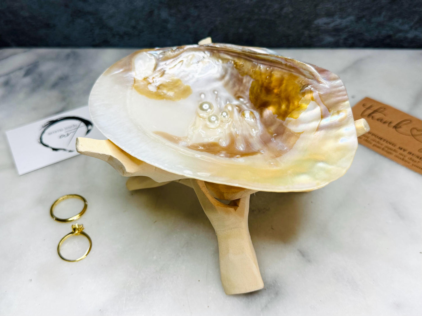 Large freshwater oyster shell trinket dish with inset Swarovski pearls, handmade coastal shell decor with glossy resin finish and optional driftwood stand, natural pearlescent oyster shell jewellery holder, luxury seaside home accessory, artisan ring dish and unique coastal gift for her UK