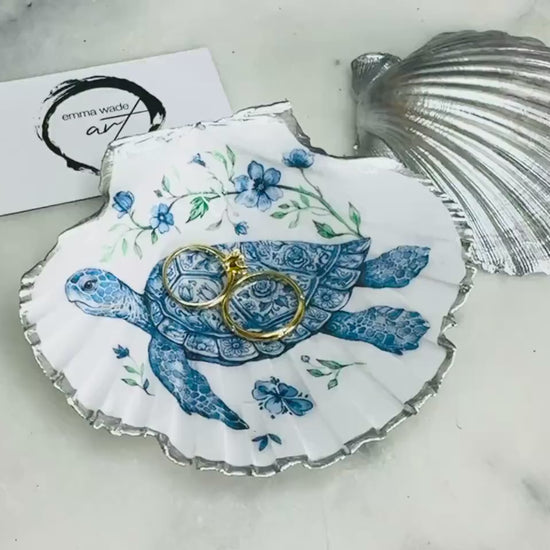 Illustrated Sea Turtle Scallop Shell Ring Dish | Delft Blue Coastal Jewellery Tray | Original Artwork Trinket Dish | Beach House Decor