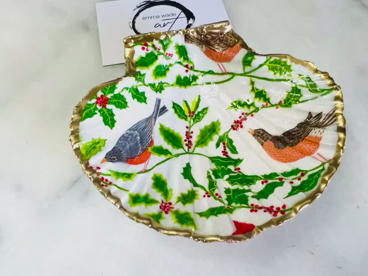 Winter Robin Scallop Trinket Dish | Shell Ring Tray | Bird Lover Gift | Gold Leaf Coastal Christmas Gift