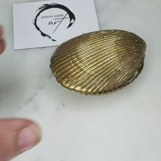 Gold Gilded Cockle Shell Jewellery Box | Coastal Shell Ring Box | Pearl Necklace Gift Box | Luxury Shell Decor