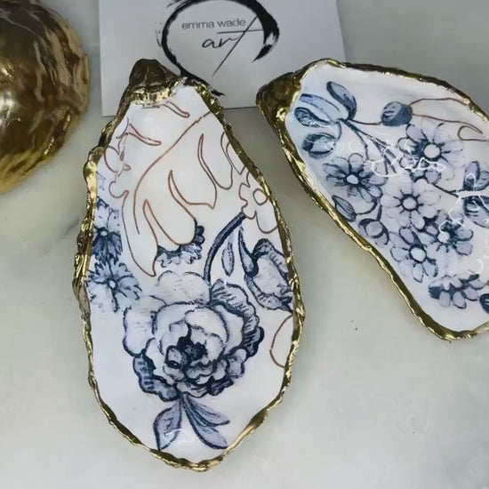 Palmers Print Dorset Oyster Trinket Dish: Blue & White Floral Coastal Decor, Shell ring dish, Host gift