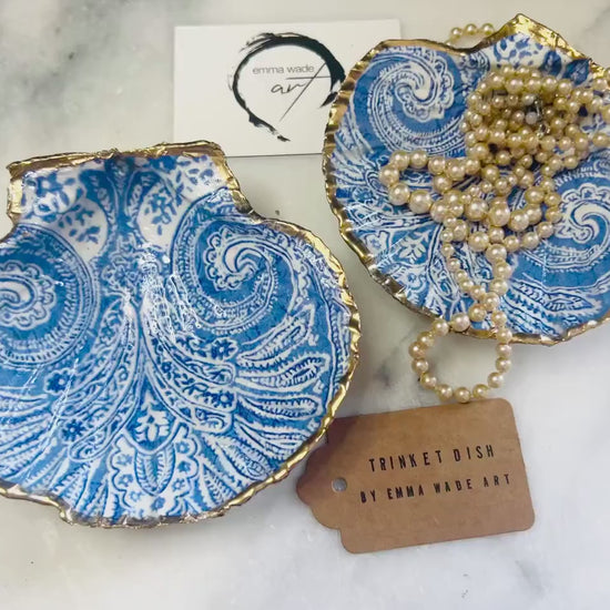 Blue White Paisley Scallop Ring Catcher | Gold Leaf Shell Jewellery Tray | Coastal Decor | Paisley gift idea
