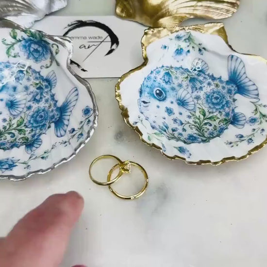 Delft Blue Puffer Fish Scallop Shell Dish | Original Fish Illustration Ring Holder | Gold Leaf or Silver Leaf Jewellery Tray | Emma Wade ART