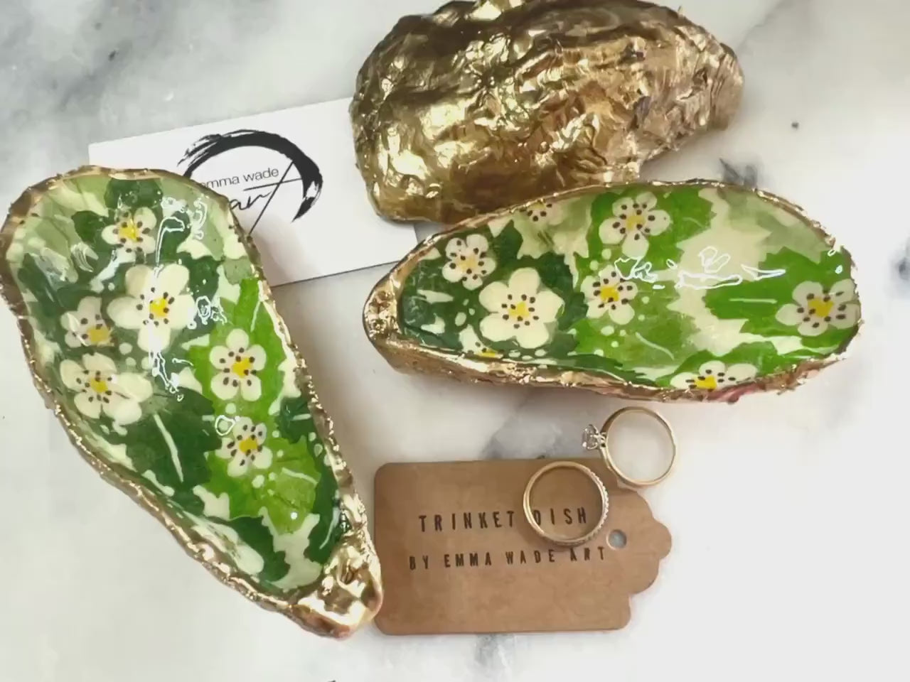 Emma Bridgewater Hawthorn Berries Oyster Ring Dish: Hand-Gilded Gold Leaf Shell Trinket Dish, English Cottage Decor, Coastal Floral Gift