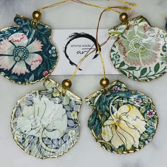 William Morris Compton and Pimpernel, Scallop Shell Ornaments, Sold Individually or Set of 4, Coastal Hanging Decoration, Handmade in the UK
