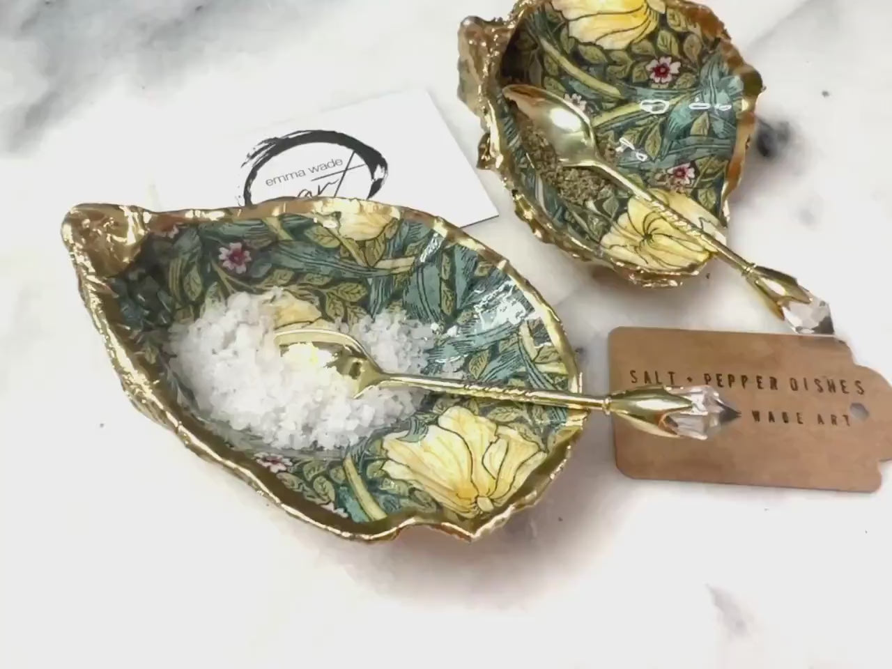 William Morris Oyster Shell Salt and Pepper Pinch Pots: Gold Leaf Shell Cruet Set