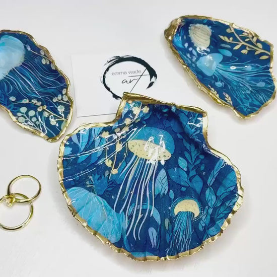 Moonlit Jellyfish Shell Ring Dish Set | Gold Gilded Oyster and Scallop Shell Collection | Coastal Jewellery Holders