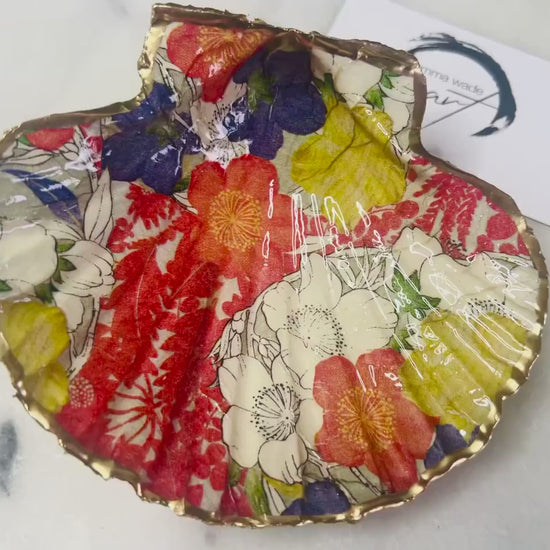 Japanese Kimono Orange Flowers Natural Dorset Scallop Trinket Dish, Floral Ring Holder, Coastal gift