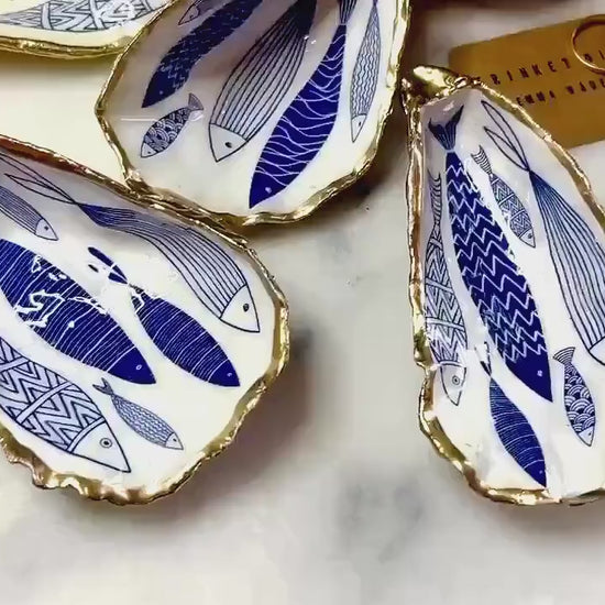 Hand-Gilded Gold Leaf Blue and White Fish Oyster Shell Trinket Dish, Sealed with Gloss Resin, Coastal Ring Holder, Host Gift