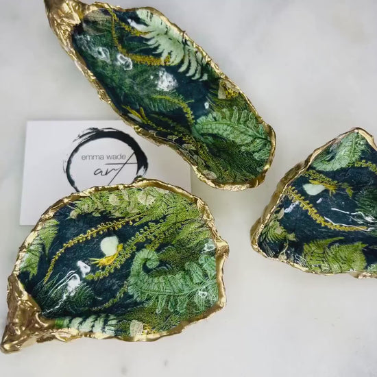 Hand-Gilded Green Forest Fern Oyster Trinket Shell Dish: Gold Leaf Jewelry Ornament, Nature lover gift, Coastal decor