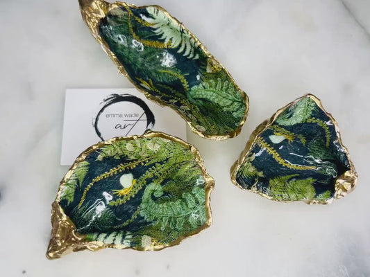Hand-Gilded Green Forest Fern Oyster Trinket Shell Dish: Gold Leaf Jewelry Ornament, Nature lover gift, Coastal decor