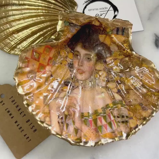 Gustav Klimt 'Lady in Gold' Scallop Shell Trinket Dish: Gilded Jewellery Ring Dish