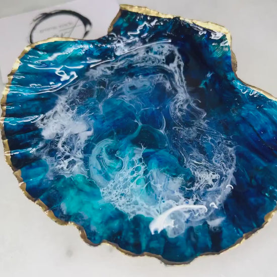 Hand Painted Ocean Scallop Shell Dish, Dorset Coastal Resin Art, Luxury Blue Shell Jewellery Dish, Gold Leaf Coastal Decor