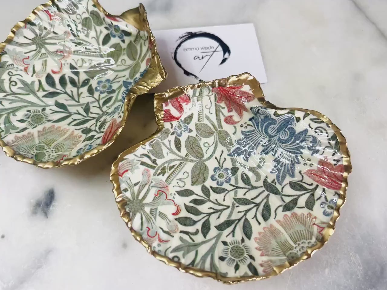 William Morris Compton Scallop Shell Dish | Gold Gilded Ring Holder | Botanical Jewellery Tray | Heritage Home Decor | Luxury Coastal Gift