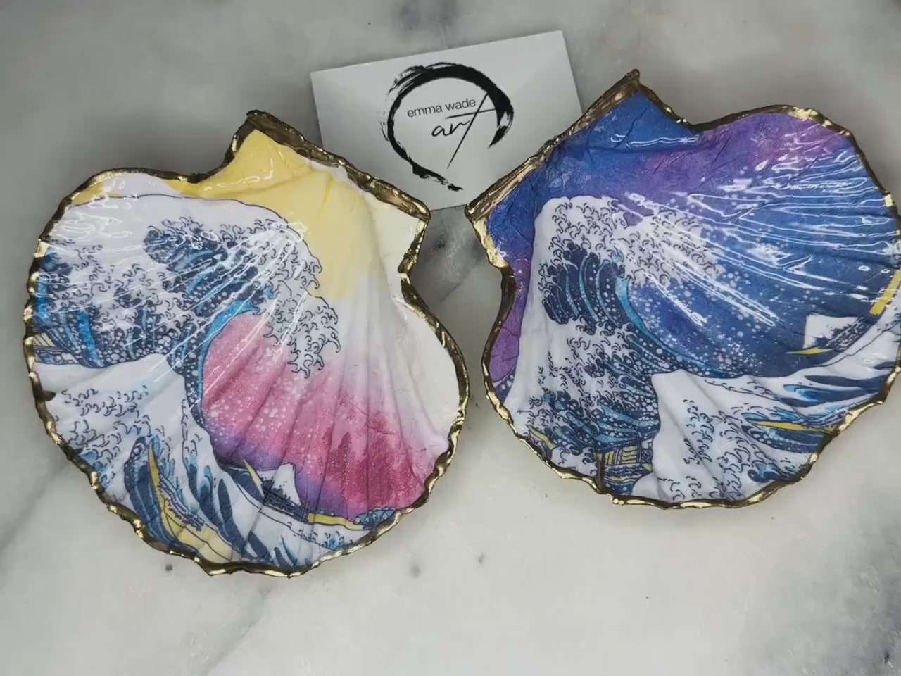 Great Wave of Kanagawa Scallop Shell Trinket Dish, Shell Jewelry Holder, Gold Leaf Dorset Shell, Coastal Art Gift, Two Designs Available