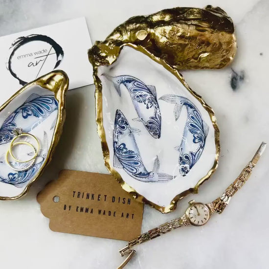 Blue Paisley Fish Oyster Shell Trinket Dish – Gold Leaf Coastal Jewellery Holder, Handmade Dorset Shell Dish, Ring Holder Gift
