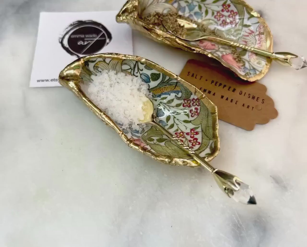 William Morris Golden Lily Oyster Shell Salt & Pepper Pinch Pots, add on Gold Spoons, Coastal Table Decor, Host Gift, UK Heritage Gift