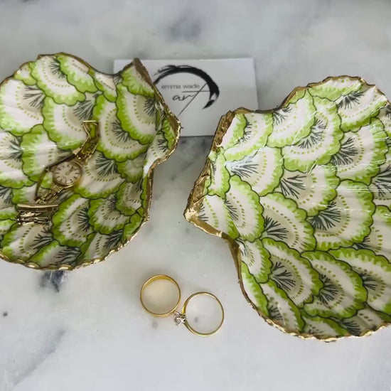Pontchartrain Green Dorset Shell Scallop Trinket Dish, Jewellery Ring Dish, Hand Painted with Liquid Gold Leaf and sealed with epoxy resin.