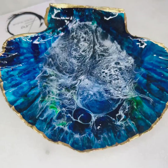 Hand Painted Ocean Scallop Shell Dish, Blue Resin Coastal Art, Luxury Gold Leaf Shell Jewellery Holder, Dorset Coastal Decor