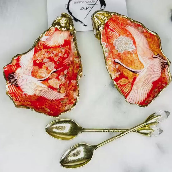 Pair of Orange Flamingo Japanese Uk Oyster Salt and Pepper Set, Shell Salt Gift, Shell Cruet Set, Coastal decor