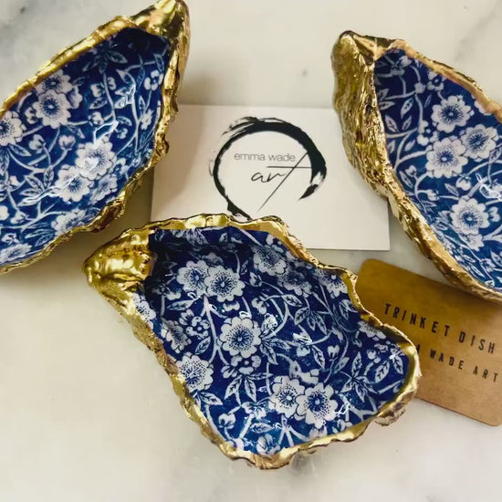 Blue White Floral Natural Oyster Trinket Dish: Gilded Gold leaf ring Dish, Shell Jewelry Tray, Coastal gift