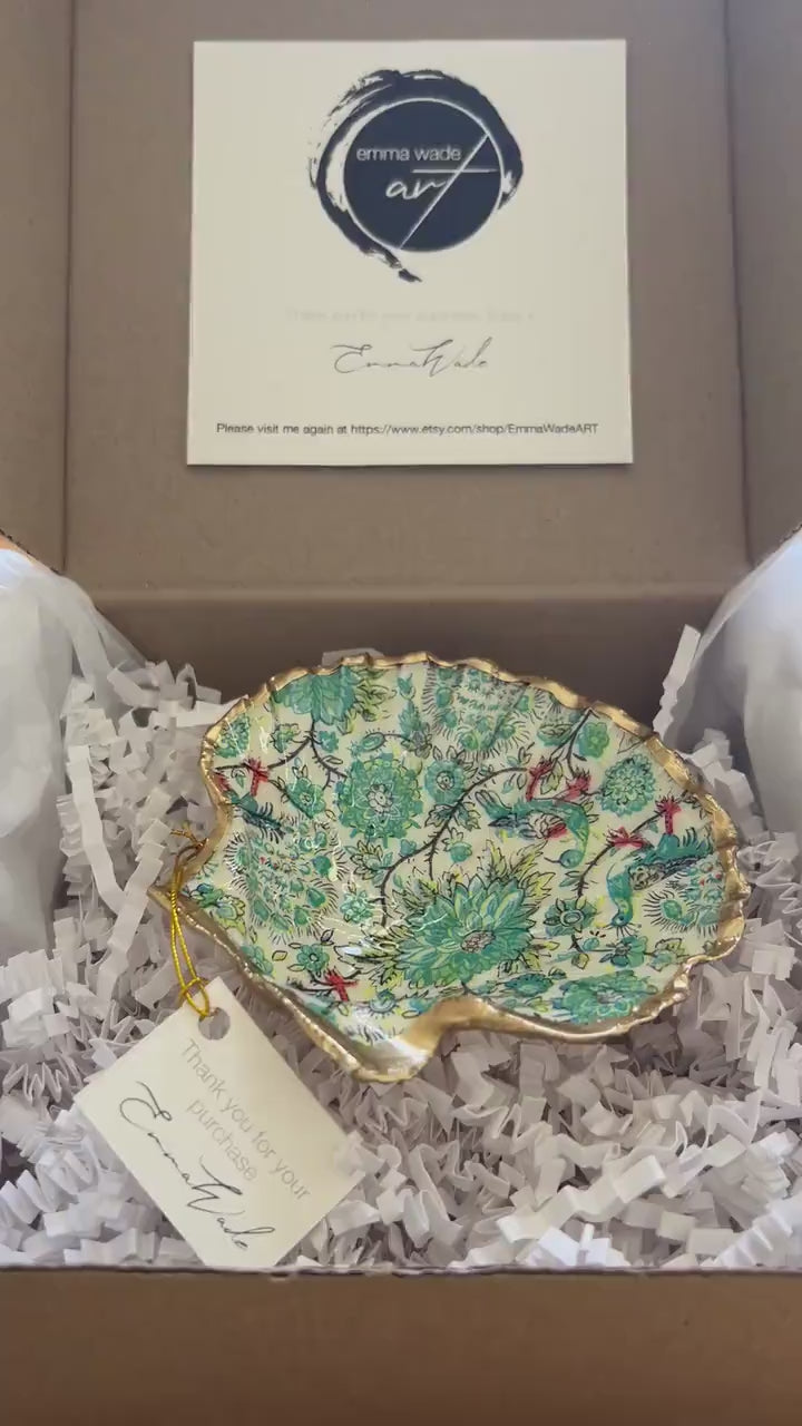 Green Peacock Scallop Shell Trinket Dish | Gold Leaf Jewellery Dish | Bird Lover Gift | Coastal Cottage Decor