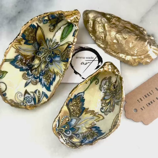 Gold Leaf Floral Oyster Shell Trinket Dish, Baroque Jewelry Holder, Blue Gold Oyster Shell Decor, Coastal Vanity Tray, Decoupage Shell Art